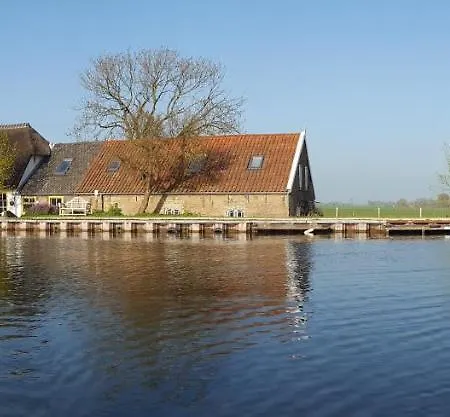Bed & Breakfast Rechthuis Van Zouteveen