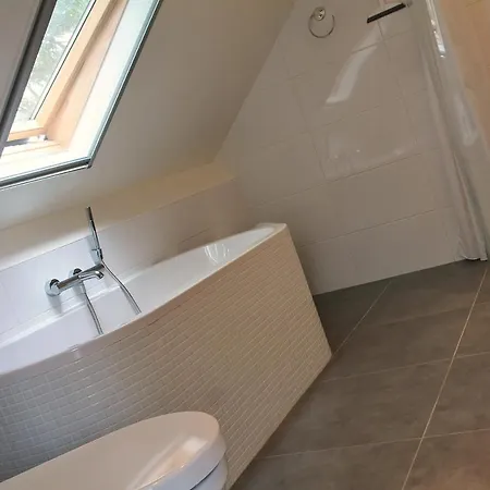 Rechthuis Zouteveen 4*