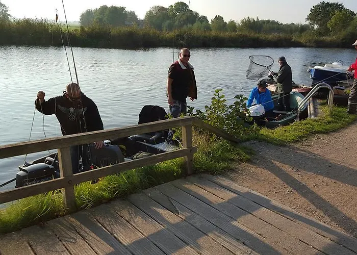 Rechthuis Zouteveen Oda ve Kahvaltı Schipluiden