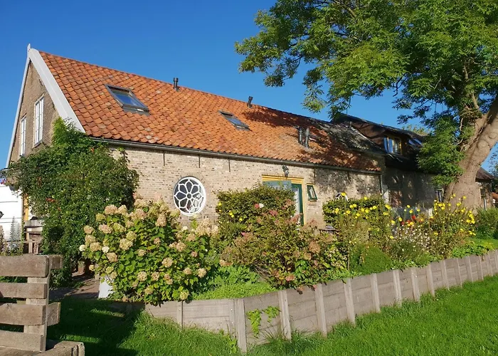Bed and breakfast Rechthuis Zouteveen 4*