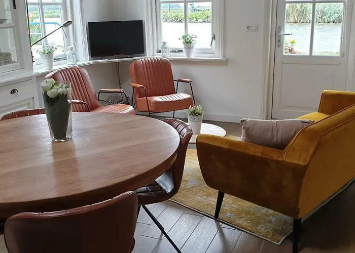 Rechthuis Zouteveen Oda ve Kahvaltı Schipluiden