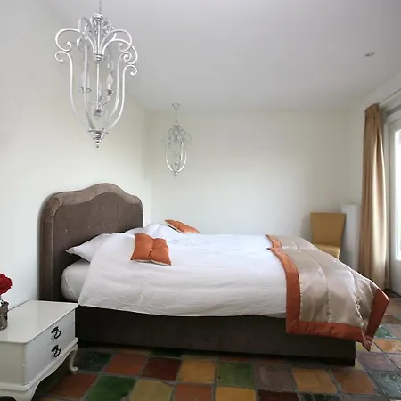 Bed & Breakfast Rechthuis Zouteveen Schipluiden